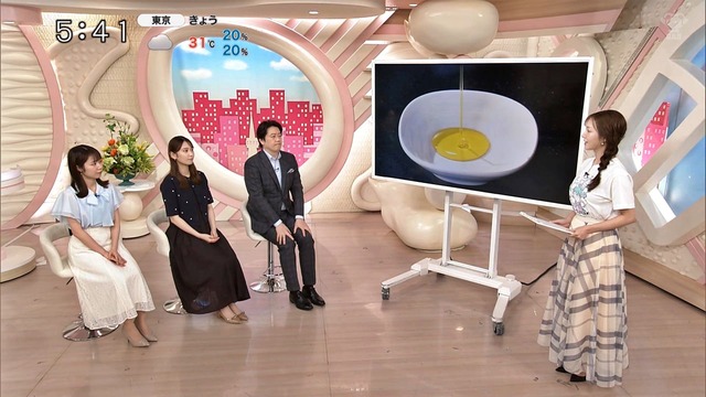 刈川くるみアナ、Tシャツおっぱいデッカ！横乳の膨らみカタチたまらんよ
