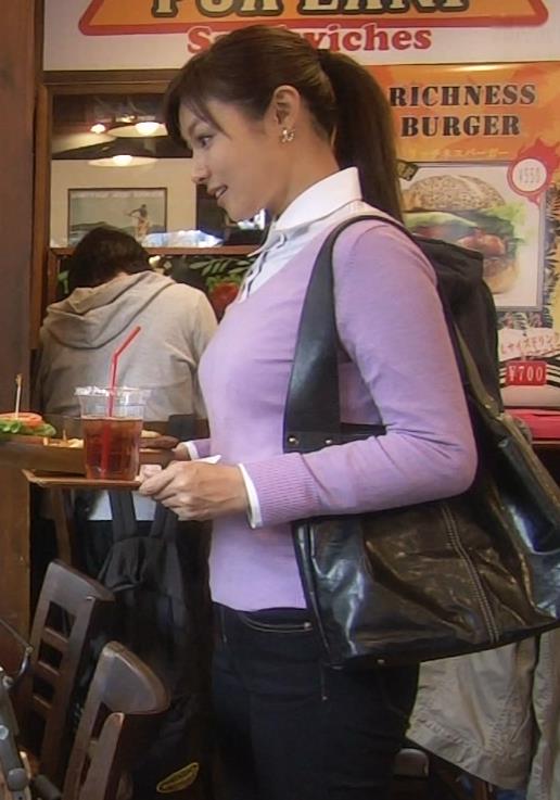 MNKJiuy