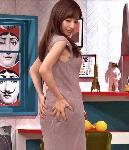 田中みな実、スポブラおっぱいデッカ！プルプル揺る膨らみとスジ最高