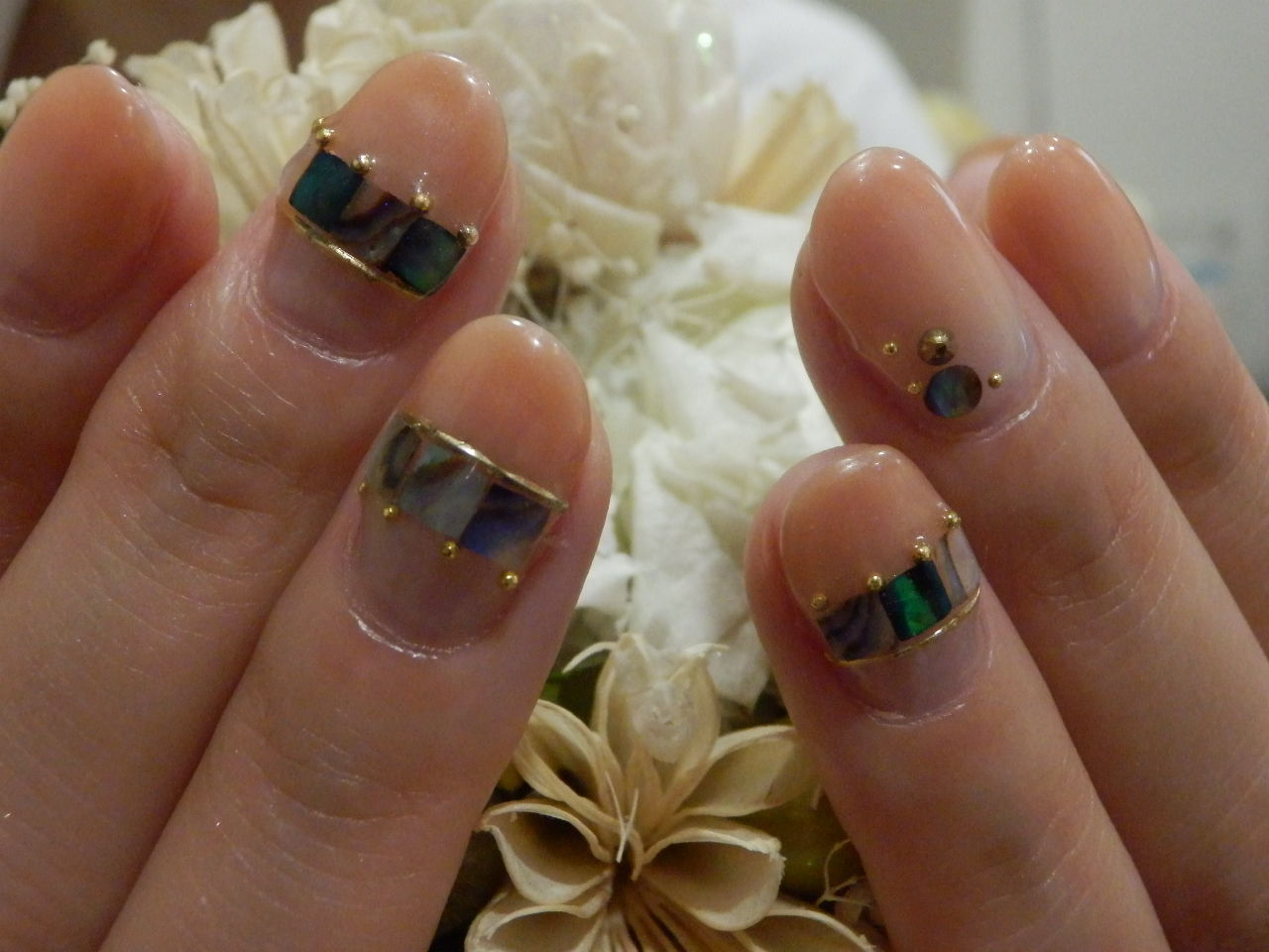 上品な大人ネイル 銀座ネイルサロン リアン