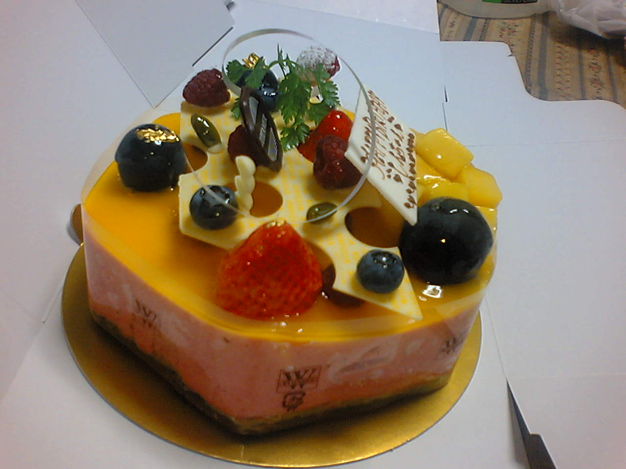 お誕生日はヴィタメールの華やかケーキでお祝い 銀座ol 横浜ol ちょっとリュクスな毎日
