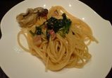 銀座MAIMONマイモンの牡蠣と生ベーコンとほうれん草のパスタ