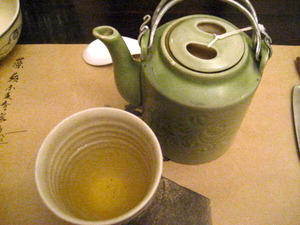 ハノイ マダム・ヒエン 茶