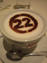 �ޥ른���饫�ե����ߥ륯���祳�졼��