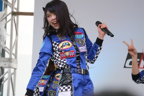y4