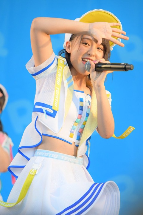 y9