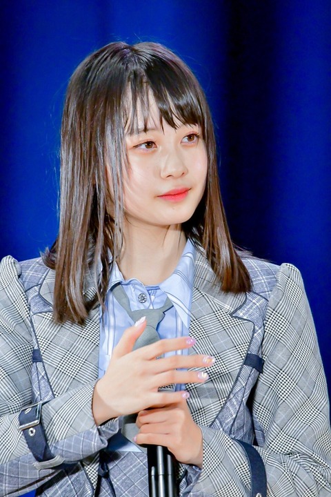 y8