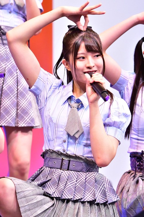 y4