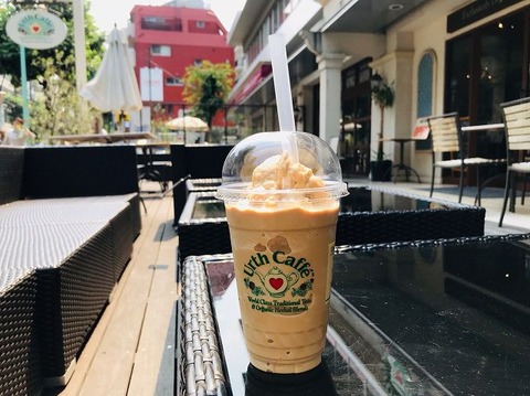 s-Urth Caffe_190813_0015