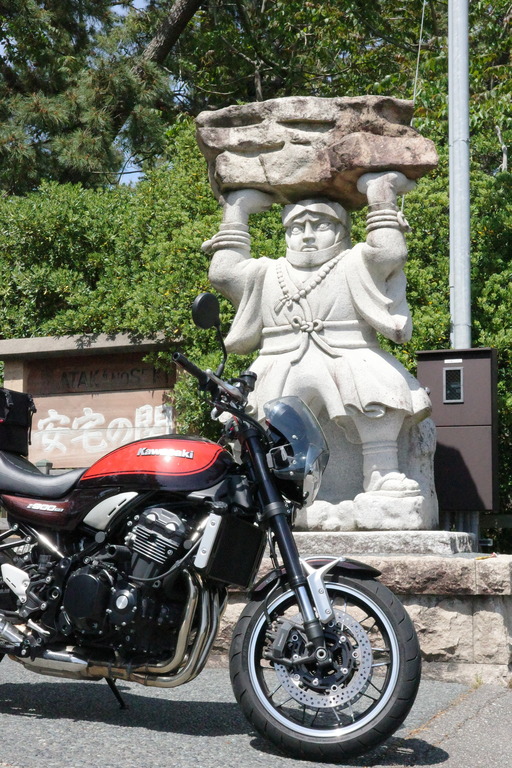 R0004419