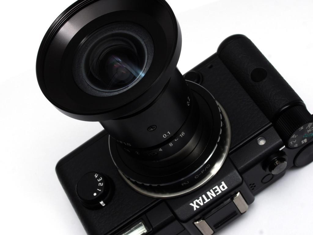 Kowa インダストリアルCマウントレンズ 5mm f1.8 2/3 LM5JC10M Kowa インダストリアルCマウントレンズ 5mm f1.8 2/3 LM5JC10M