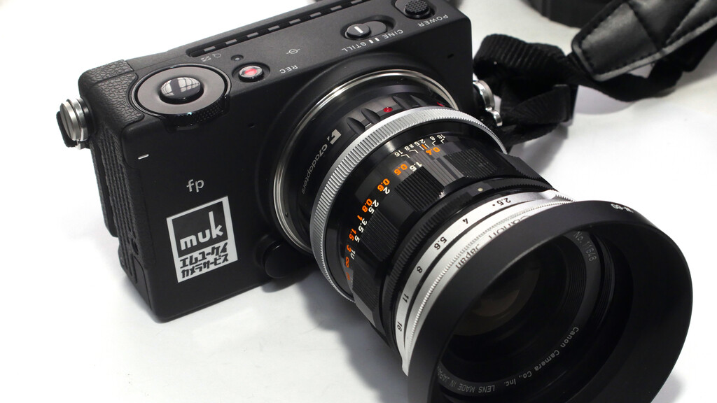 SIGMA fp ボディ　マウントアダプター・付属品多数 ミニレポート：SIGMA fp用にFotodioxのEFマウントアダプターを