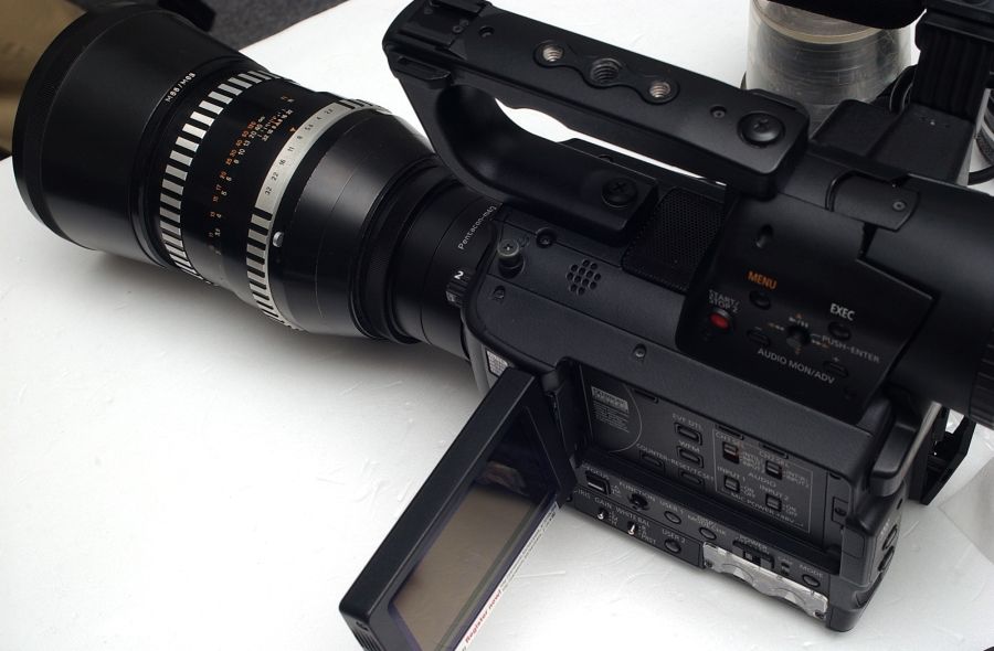 panasonic AG-AF105二台　放送用レンズ付き現状ジャンク扱い！ panasonic AG-AF105二台 放送用レンズ付き現状ジャンク扱い