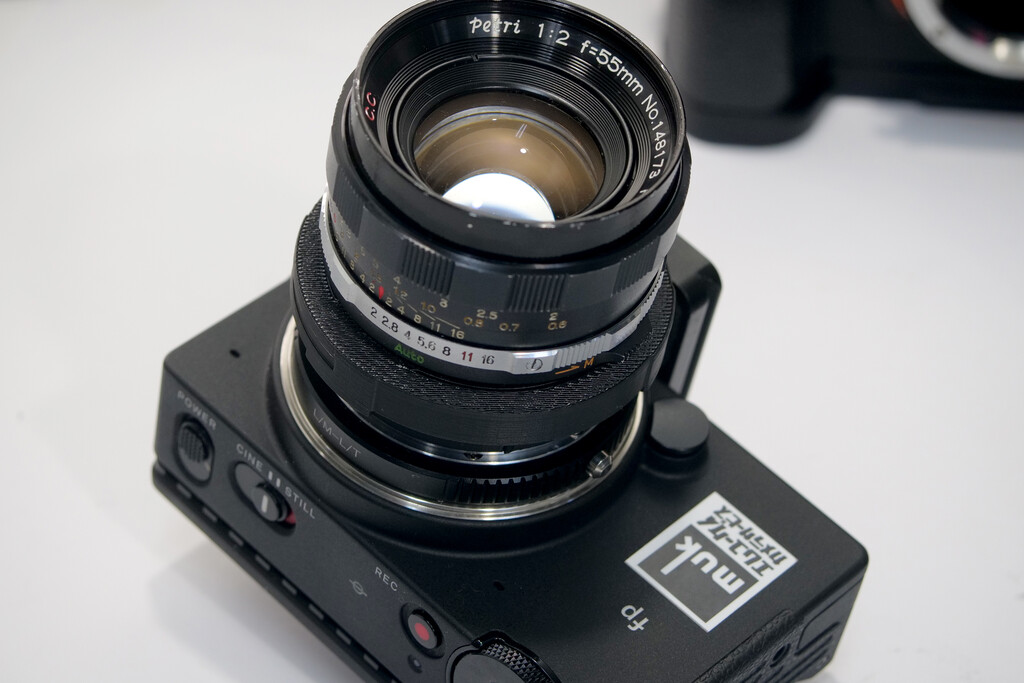 PETRI 1.8/55 + Leica Mアダプター