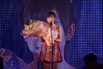 紗倉まな-SOD大賞2012-04