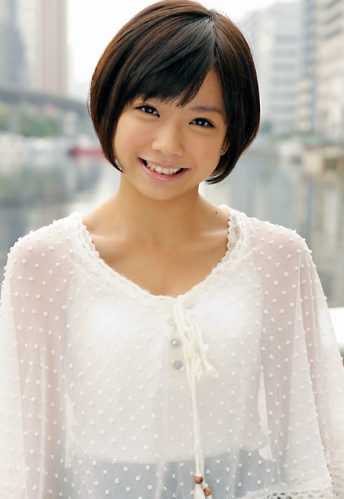 272-1-紗倉まな-01