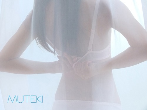 三上悠亜-鬼頭桃菜-150601-1-05