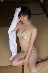 吉岡里帆-BOMB-19