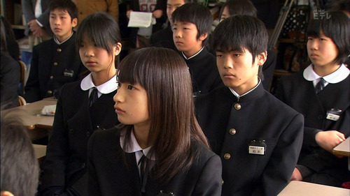 001-女子中学生-01