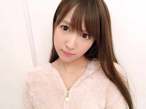 三上悠亜-image-3-02