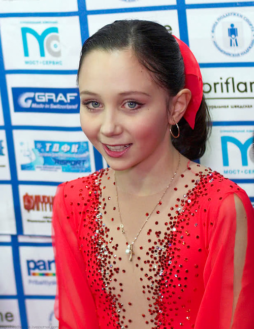 エリザヴェータ・トゥクタムィシェワ-03-01