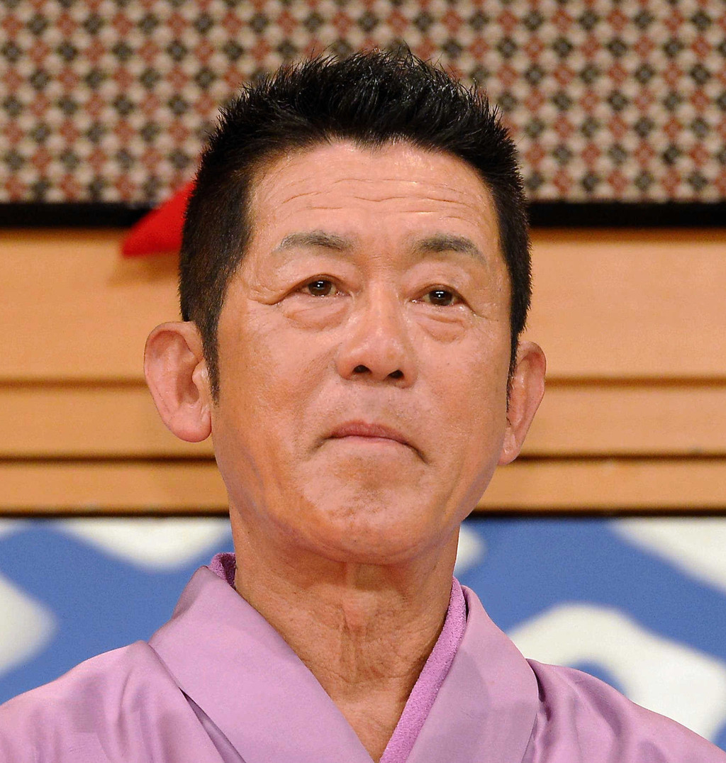 三遊亭円楽が フライデー に掲載された浮気の事実を認める 2年半前に女性とゴルフコンペで知り合い恋愛関係に発展していた 涙の謝罪へ あのニュースキャンダル芸能まとめ 三遊亭円楽が フライデー に掲載された浮気の事実を認める 2年半前に女性とゴルフコンペで知り合い恋愛関係に発展していた 涙の謝罪へ あのニュースキャンダル芸能まとめ