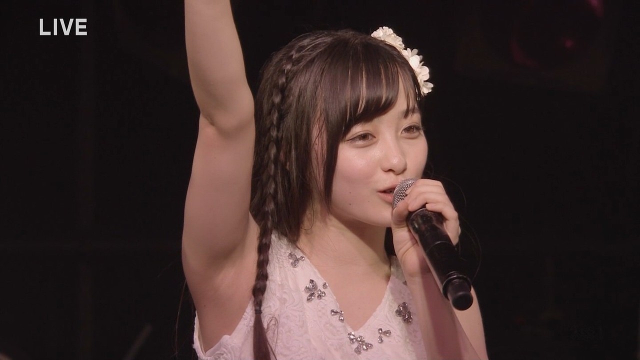 橋本環奈の脇が天使すぎる 画像あり 株ログ速報