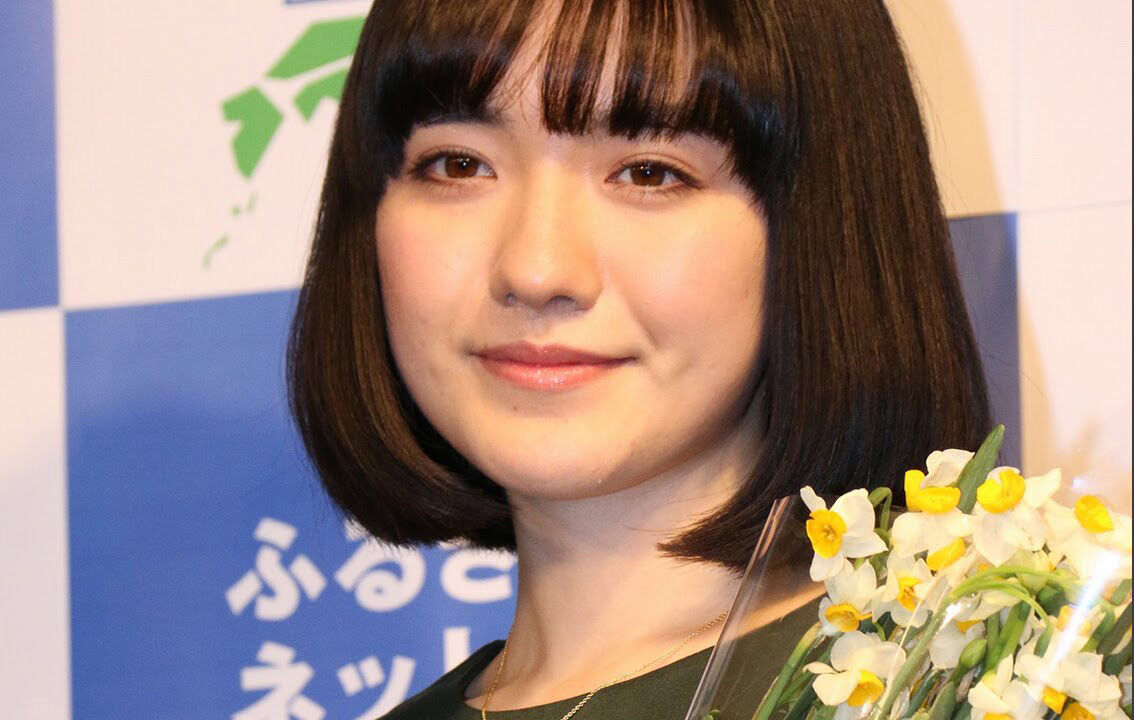 小島藤子さん Girls Girls Girls