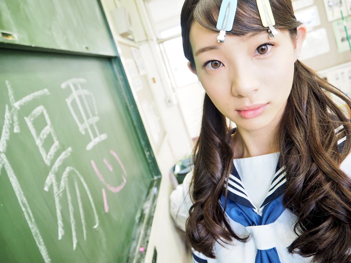 足立梨花さん Girls Girls Girls 足立梨花さん Girls Girls Girls