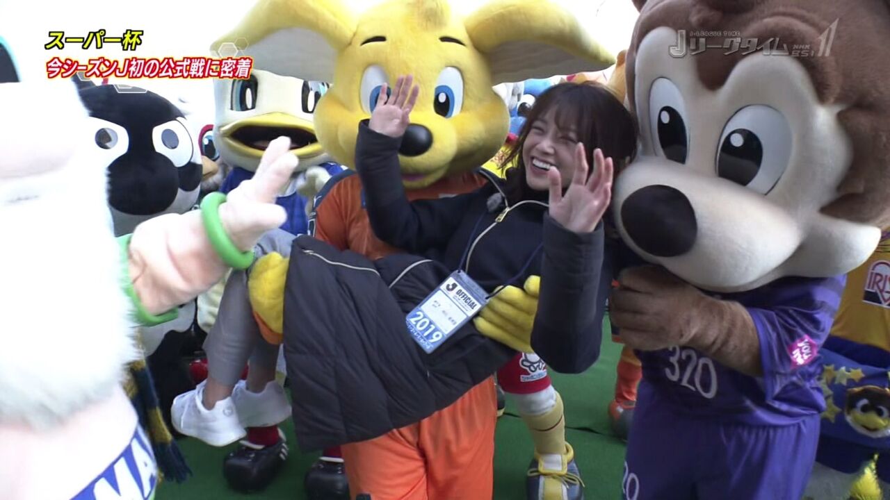 画像 中川絵美里がパルちゃんにお姫様抱っこされた結果ｗｗ サッカーマンサイ