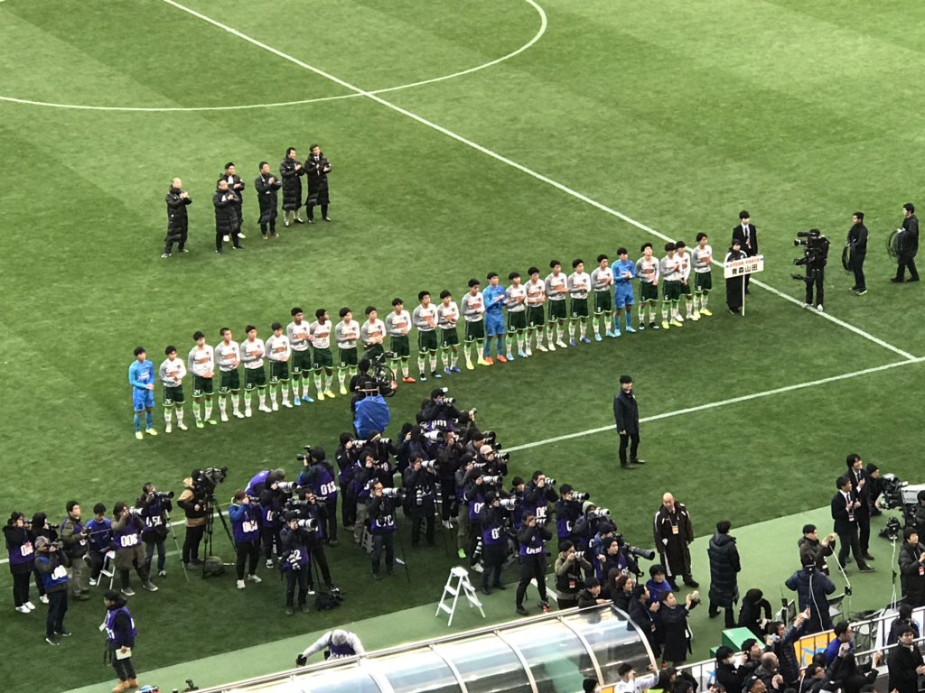 朗報 ギニュー特戦隊青森山田の面々 表彰式で素晴らしい態度 サッカーマンサイ