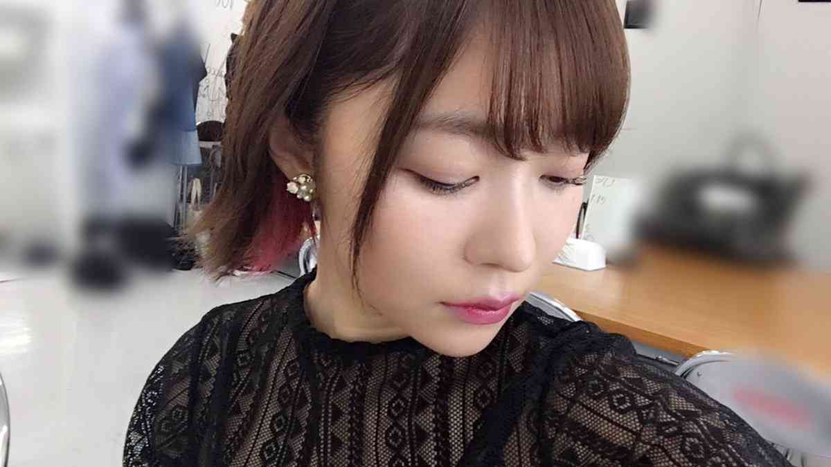 指原莉乃 髪を ピンク で大胆イメチェン 鮮やかインナーカラーに 思ってたより がーるずとーく