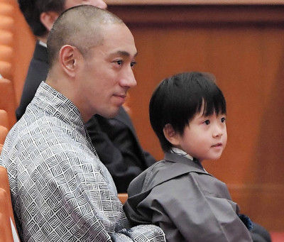 日本の有名人の子供の画像 がーるずとーく