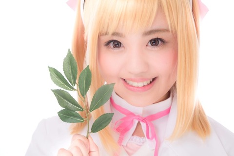 MAKIhappa15133812_TP_V4