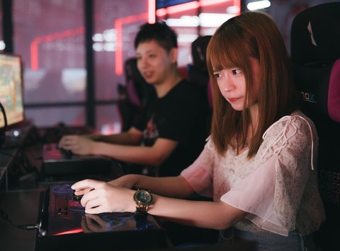 esports-GFVL1947_TP_V