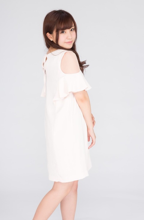 YUKA20160818132114_TP_V4