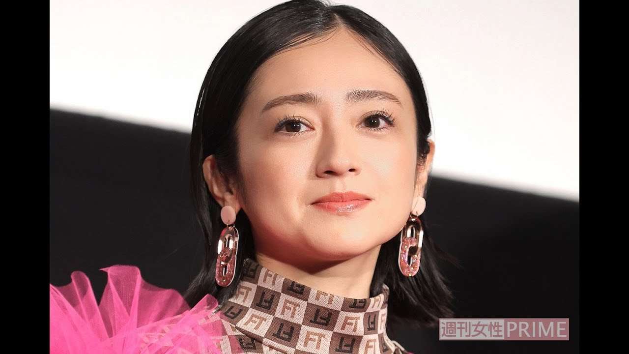安達祐実がカメラマン・桑島智輝氏と2度目の離婚直後に前夫・井戸田潤のモデル妻・蜂谷晏海が公開した「幸せ絶頂」写真が賛否「デリカシーなさすぎ」「いつまでもお幸せに」