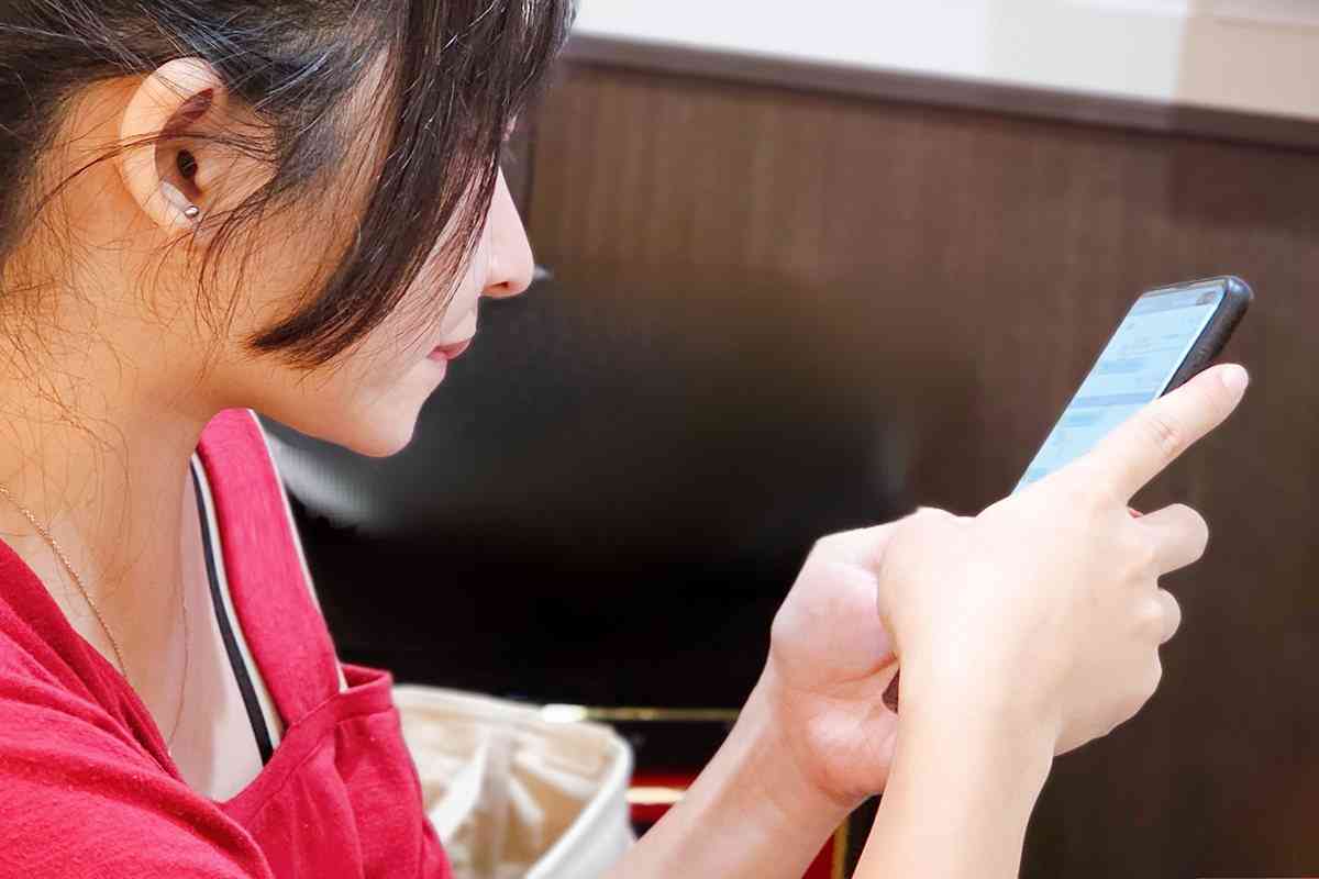 「確かに恋愛前提だけど…」マッチングアプリを介した出会いの距離感に悩む人たち　初対面で告白してくる相手に恐怖感、「いきなり連絡先を聞かれて…」