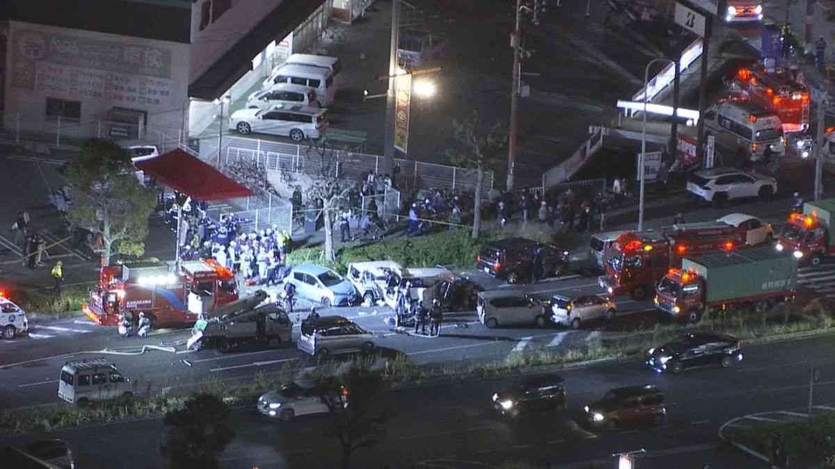 兵庫・加古川市の国道で10台絡む事故　6歳・4歳含む16人ケガか…男性1人が閉じ込められ心肺停止