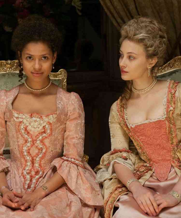 中世・近世ヨーロッパのドレスが見たい