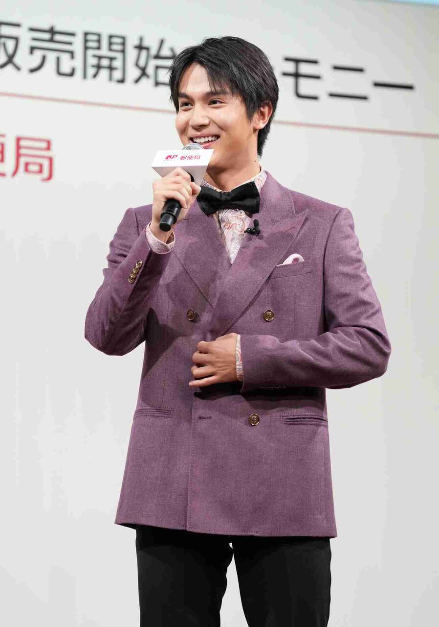 中川大志、年賀状アンバサダー就任で「郵便局に自分がいっぱい」CMでは弾き語りにも挑戦