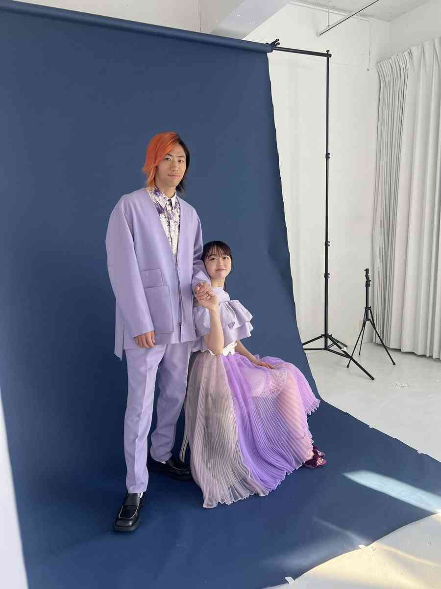 峯岸みなみ、結婚1周年記念日を夫婦でお祝い　夫との記念撮影に「憧れの夫婦」と羨望の眼差し