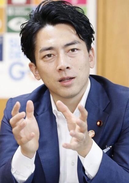 ろくろを回している画像が集まる