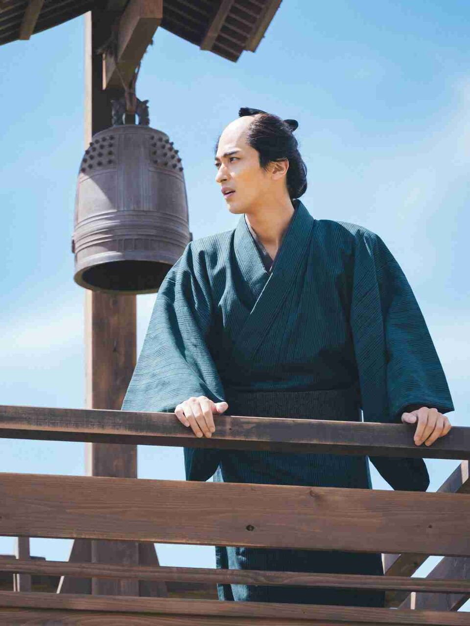 来年大河『べらぼう』主演・横浜流星の扮装解禁「まげ姿もイケメン」「惚れてまうやろー」