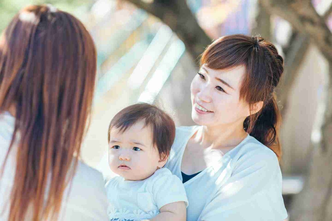 ママ友のことを名前で呼ぶのはアリ？それとも「〇〇ママ」がいい？悩みがちな「呼び名問題」