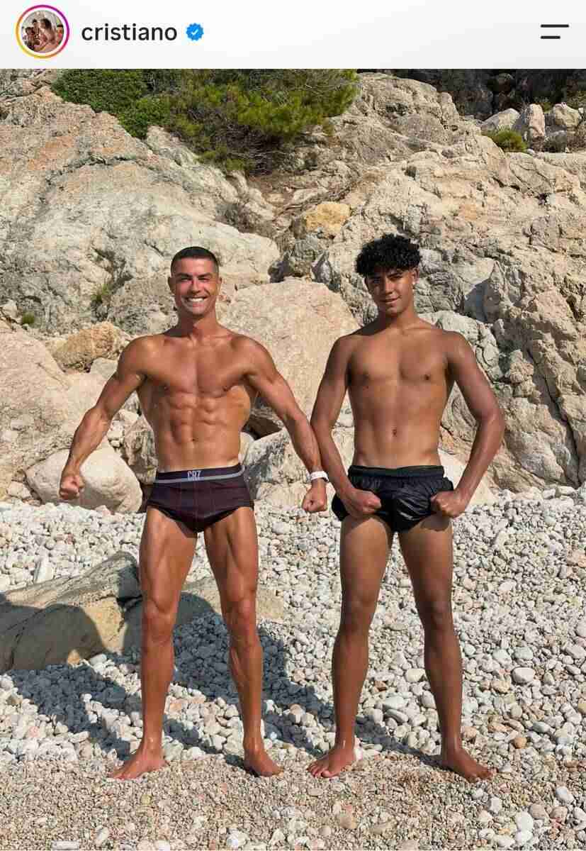 41歳のＣ・ロナウド　息子と２ショット！「すでに背が高い」バキバキの肉体美「健康な家族」「キングとジュニア」