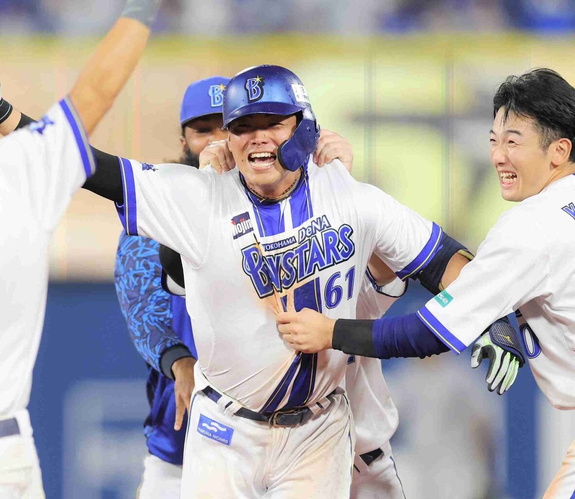 【DeNA】大逆転サヨナラ勝ちで2年連続CSファイナル進出！蝦名がV打 延長11回2死無走者から林が同点打 初回に5失点も追いつく