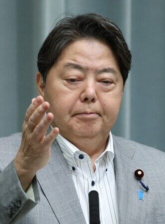 トランプ氏原爆発言、「評価は専門家により議論されるべきもの」論評避ける　林官房長官