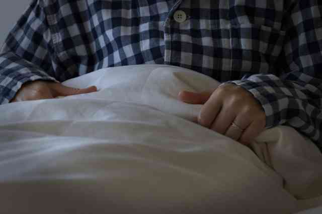 中古マンションを購入するも一日で後悔した男性　「絶え間なく聞こえる足音」に一睡もできず…