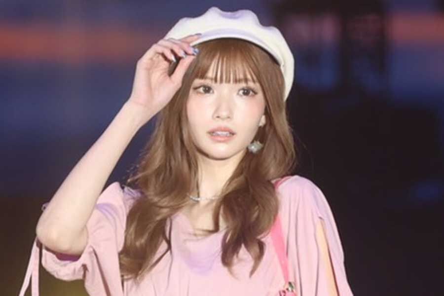 億超えシャンパンタワー公開の元No.1キャバ嬢ひめか、納税を疑う声に反論「かなり多額な額を払ってる」